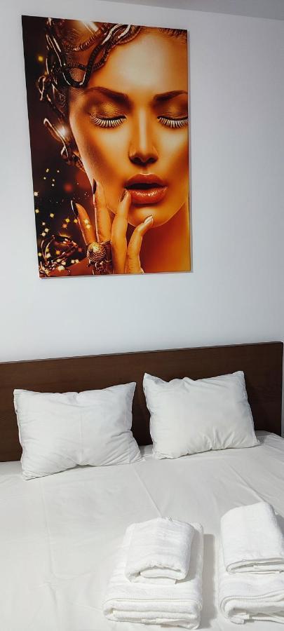 Jacuzzi Belle View Sinaia-Free Parking Apartment Exterior foto