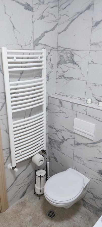 Jacuzzi Belle View Sinaia-Free Parking Apartment Exterior foto